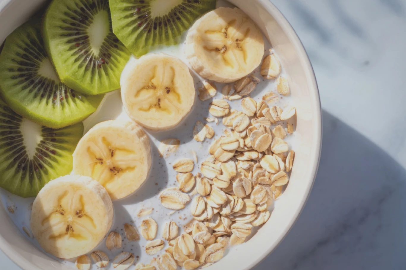 Bez względy na to, jakie preferujesz owoce, pamiętaj, aby wybierać je tylko w nieprzetworzonej formie