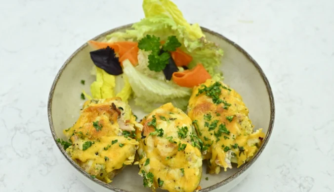 Wiosenny hit w kuchni. Faszerowane ziemniaczki z boczkiem i kremowym serkiem