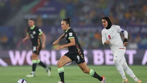 Kapitan reprezentacji Iranu Zahra Ghanbari (z prawej)