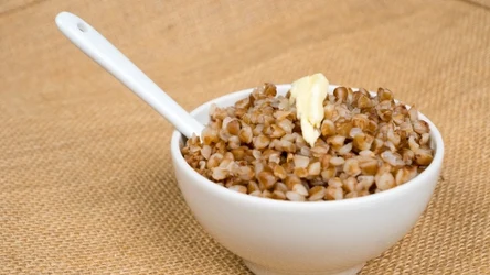 Alternatywa dla ziemniaków w czasie odchudzania. Dlaczego warto jeść tę kaszę?