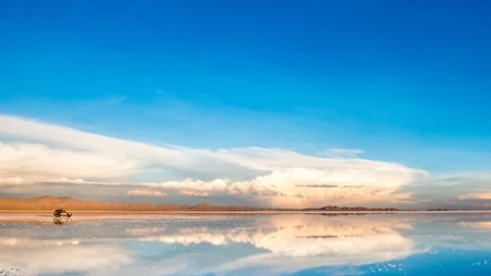 Solar de Uyuni, czyli "największe lustro świata".