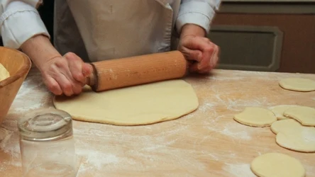 Ciasto na pierogi warto urozmaicić makiem