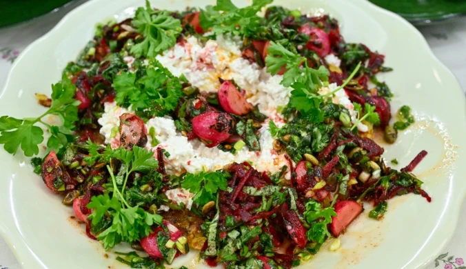 Ziemniaki z gzikiem i salsą z grillowanej rzodkiewki od Jurka Sobieniaka