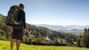 Najpiękniejszy górski szlak w Czechach? Znajduje się tuż pod polską granicą 