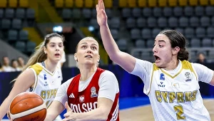 Aleksandra Wojtala w ataku w meczu Cypr - Polska