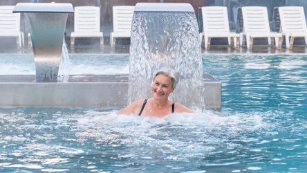 Kompleks rzut beretem od polskiej granicy łączy w sobie baseny i wellness. To dobry cel na wyjazd pełen relaksu. (zdjęcie poglądowe)