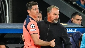 Robert Lewandowski i trener Hansi Flick 