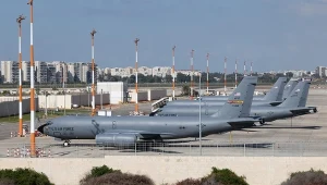 Drony wymierzone w zbiorniki z paliwem. Atak na izraelskim lotnisku