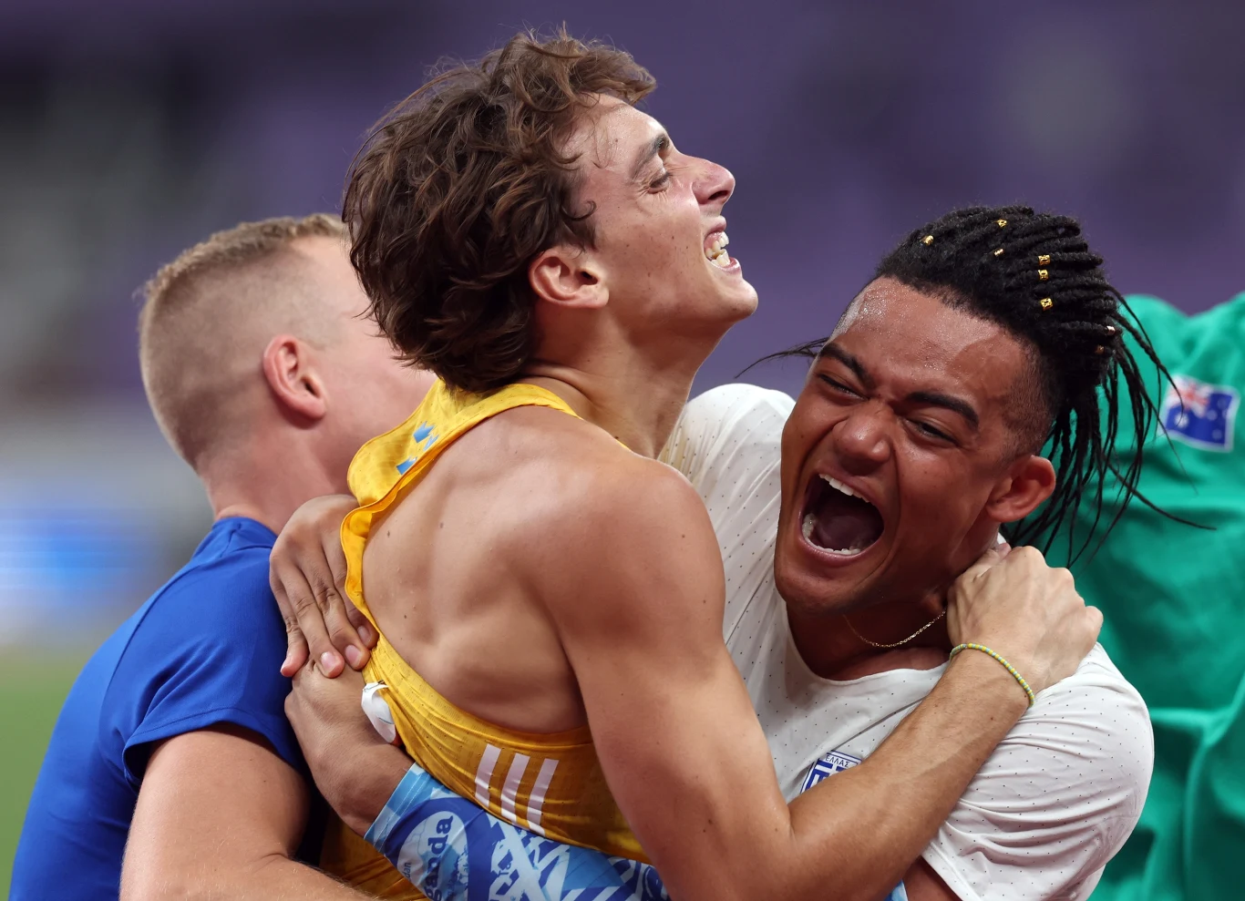 Armand Duplantis i Emanuil Karalis article cover