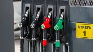 Rząd powinien zaingerować w ceny paliw? Większość Polaków zgodna