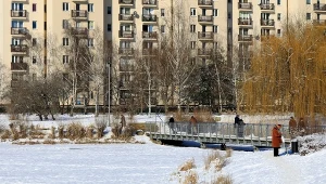 W najbliższych dniach m.in. na południu Polski należy spodziewać się opadów deszczu ze śniegiem i śniegu