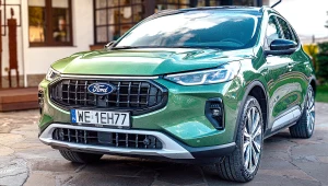 Ford Kuga w wersji hybrydowej potaniał właśnie o blisko 40 tys. zł