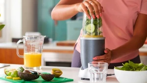 Ten sprzęt do smoothie z Biedronki robi furorę. Sprawdź dlaczego wszyscy chcą ten zestaw