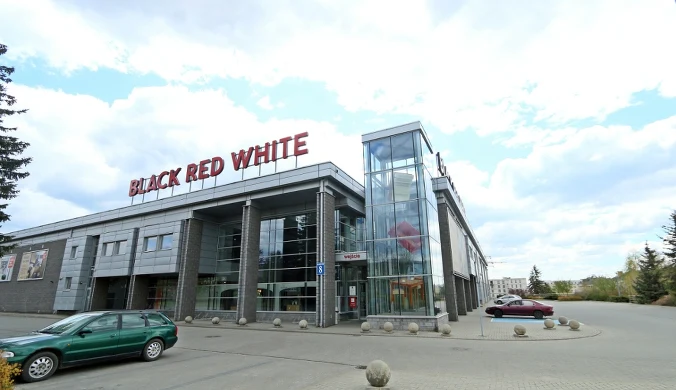 BRW zamyka zakłąd produkcyjny w Zamościu. Na zdj. jeden ze sklepów meblarskiej spółki 