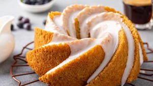 Ta babka wielkanocna jest puszysta i ultra delikatna. To dzięki 1 składnikowi