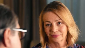 Wanda (Maja Barełkowska) spędzi wieczór sam na sam z Jerzym (Bronisław Wrocławski)