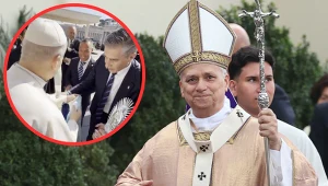 Wyjątkowa scena na placu św. Piotra. To wręczyli papieżowi. Wszystko nagrali