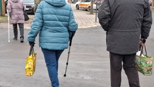 Chcą zrównać wiek emerytalny. "Coraz słabsza przesłanka"