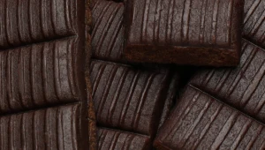 Jedz kostkę tej czekolady codziennie. Serce i mózg będą wdzięczne