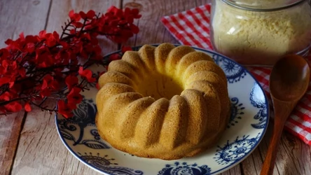 Babka jogurtowa to doskonały zamiennik dla ciężkich, kalorycznych babek wielkanocnych