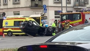 Groźny wypadek w Warszawie. Radny alarmuje: Skrzyżowanie do pilnej przebudowy