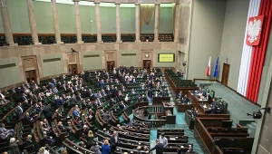 Zapadła decyzja ws. obniżki cen paliw. Sejm zagłosował