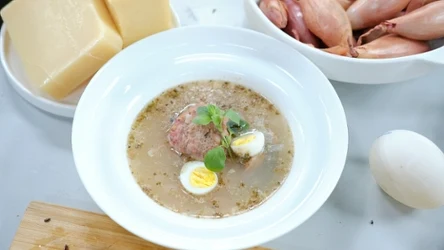 Żurek wyszedł zbyt kwaśny? Szybko możesz uratować jego smak.