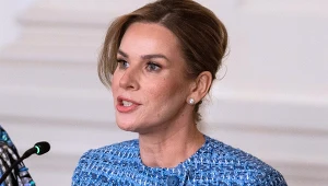 Nawrocka w Waszyngtonie przemówiła po angielsku. Ekspert ocenia wprost