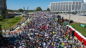 Miliony osób brało udział w sobotnich protestach w całych Stanach Zjednoczonych