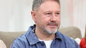 Piasek oficjalnie ogłosił. To jednak nie plotki o nim i znanym piosenkarzu