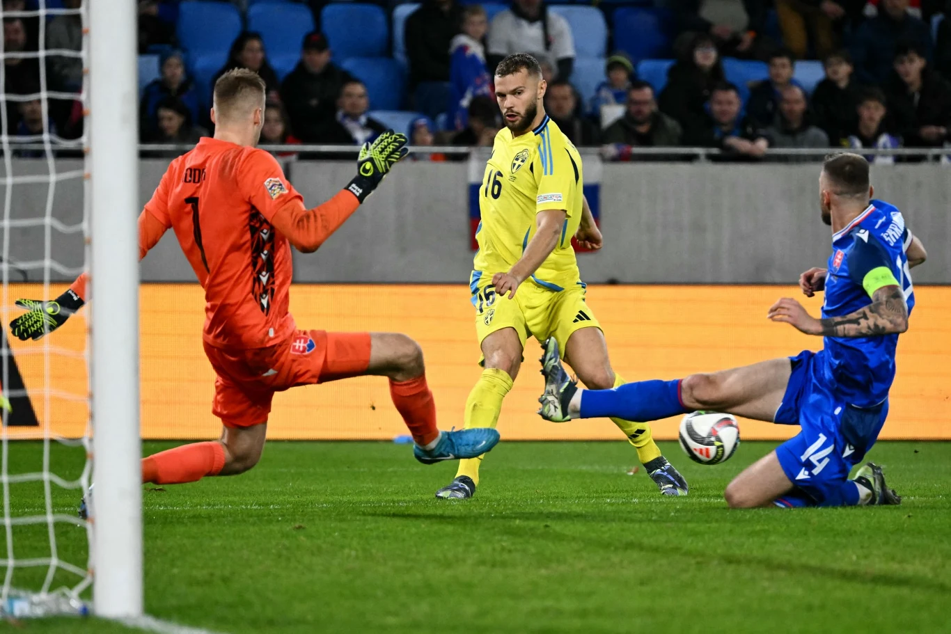 Jesper Karlstroem przed barażem Szwecja - Polska