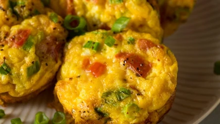 Muffiny jajeczne na Wielkanoc to nie lada gratka. Sprawdź przepis!