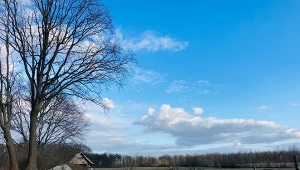 Powiadają, że ten głaz zrzucił sam diabeł. Czarci Kamień spowity legendą