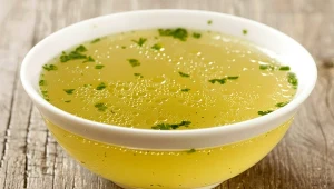 Bulion z czosnku pomaga w regeneracji organizmu