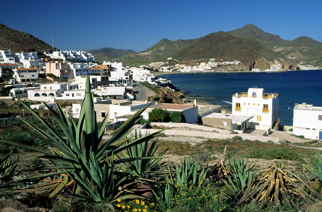 Costa de Almeria to jeden z najlepszych kierunków na wakacje w Hiszpanii Cabo de Gata na Costa de Almeria w Hiszpanii zachwyca pięknymi widokami