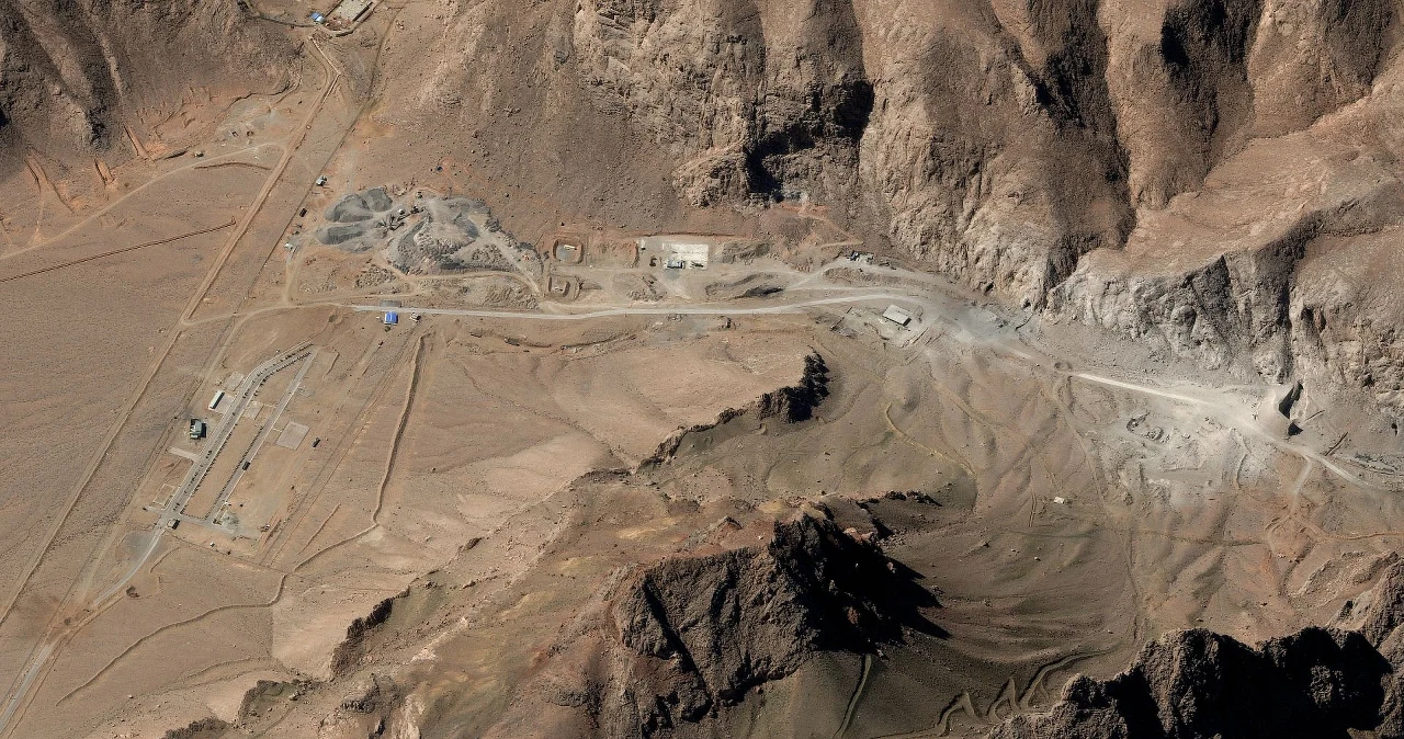 Zdjęcie: Iran mógł przenieść zapasy uranu do Isfahanu przed atakami Israel