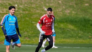 Polska gra ze Szwecją, a tu wieści z Barcelony. Głośno o rywalu Szczęsnego