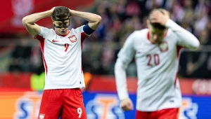 Robert Lewandowski i Sebastian Szymański podczas meczu z Albanią