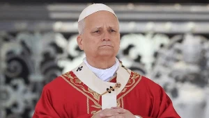 Watykan. Papież Leon XIV osobiście poniesie krzyż w trakcie drogi krzyżowej