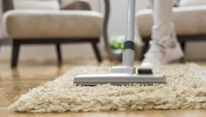 Sposoby, jak szybko odświeżyć dywan