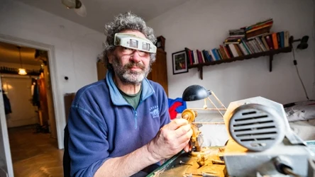 Ludzie krzyczeli na niego: "Śmieciarz!". A potem zobaczyli jego flaszki