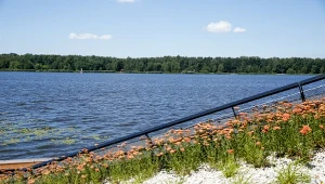 Jezioro Paprocańskie zlokalizowane jest w południowo-zachodniej części Tychów. To sztuczny zbiornik, który utworzono w 1870 roku,