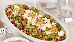 Co zamiast tradycyjnej sałatki jarzynowej? Oto 4 pyszne zamienniki 