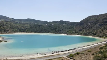 Pantelleria to mało znana włoska wyspa. Zachwyca spektakularnymi widokami i brakiem tłumów jak na Sardynii 