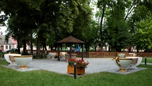 Perełka godzinę drogi od Kielc. W miasteczku wytwarzają "białe złoto"