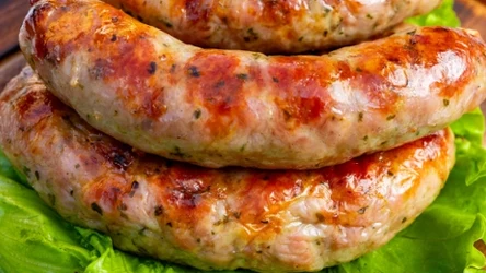 Kiszka ziemniaczana to potrawa dobrze znana na Podlasiu. Kiedyś była symbolem biedoty, dziś chętnie zajadają się nią bogacze