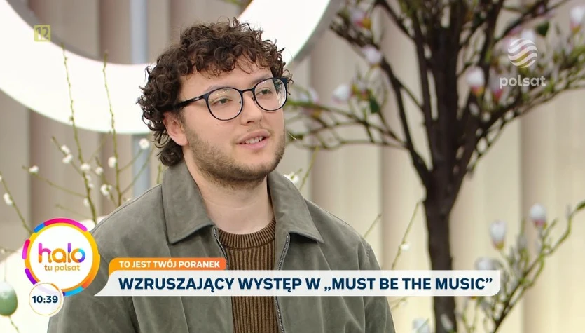 Tobiasz Fejdasz w "halo tu polsat"