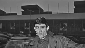 Gene Pitney na lotnisku w Londynie - 31 października 1964 r.