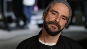 Fisz i Emade prezentują utwór "Duchy" pamięci swojej zmarłej mamy