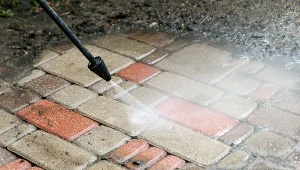 Estetyczny podjazd, zadbany taras czy schludna ścieżka ogrodowa to wizytówka każdej posesji.